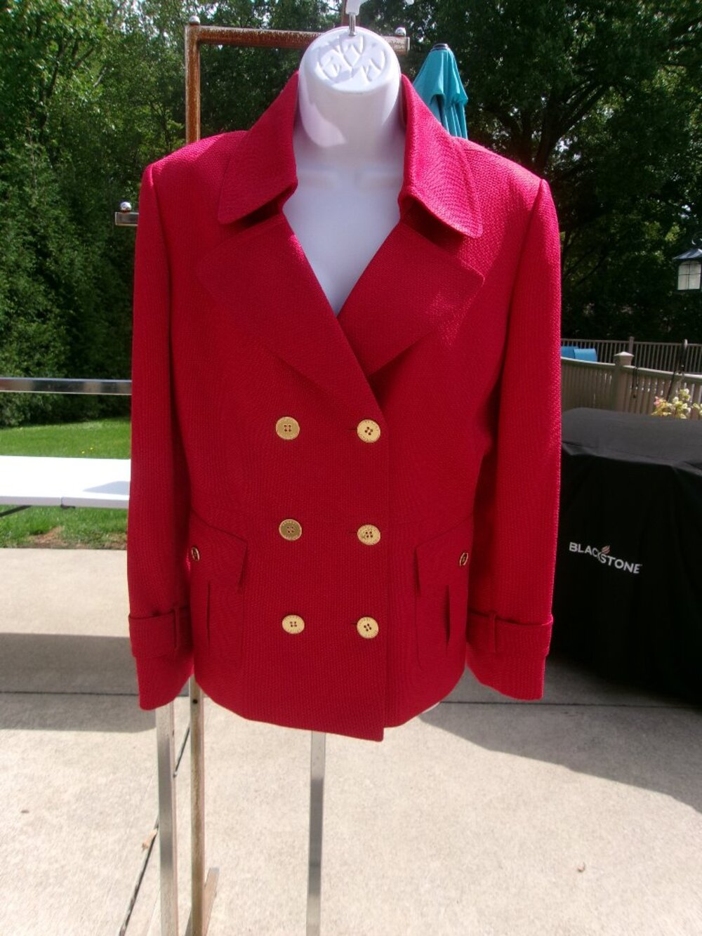 NWOT TAHARI A.LEVINE RED BLAZER 16